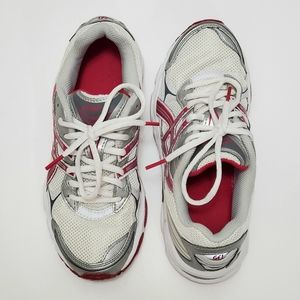 ASICS Gel Running Shoes. T281N